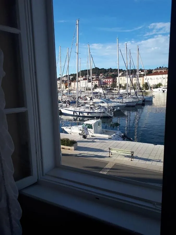 Apartments Petra 23 Mali Lošinj