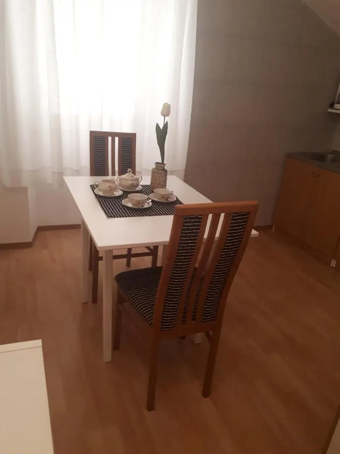 Apartments Petra 23 Mali Lošinj