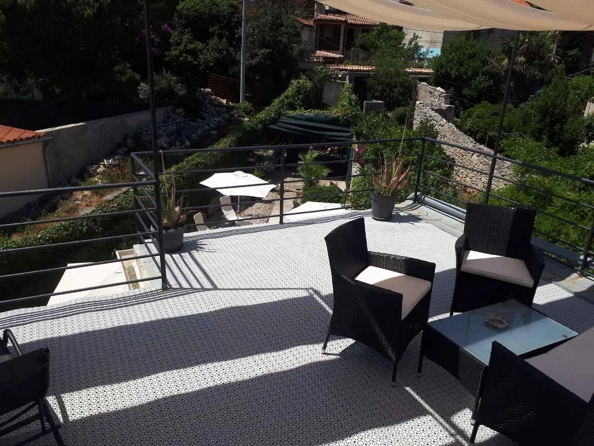Apartments Petra 23 Mali Lošinj