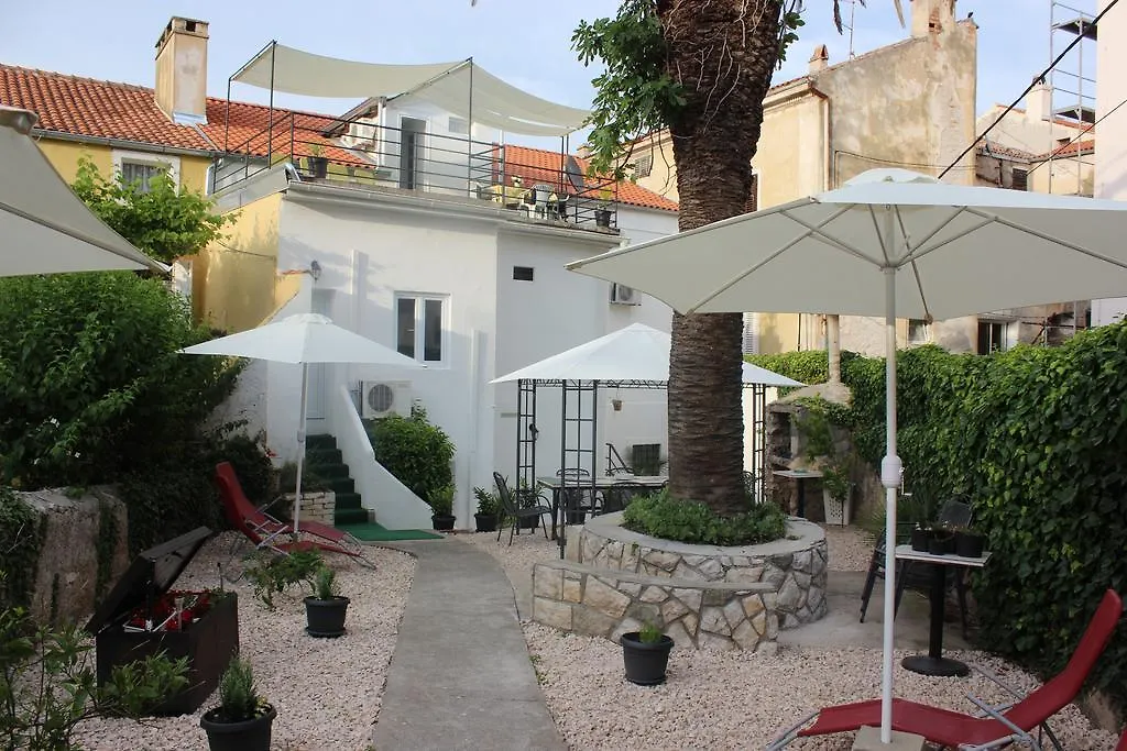Apartments Petra 23 Mali Lošinj 0*,  Croacia