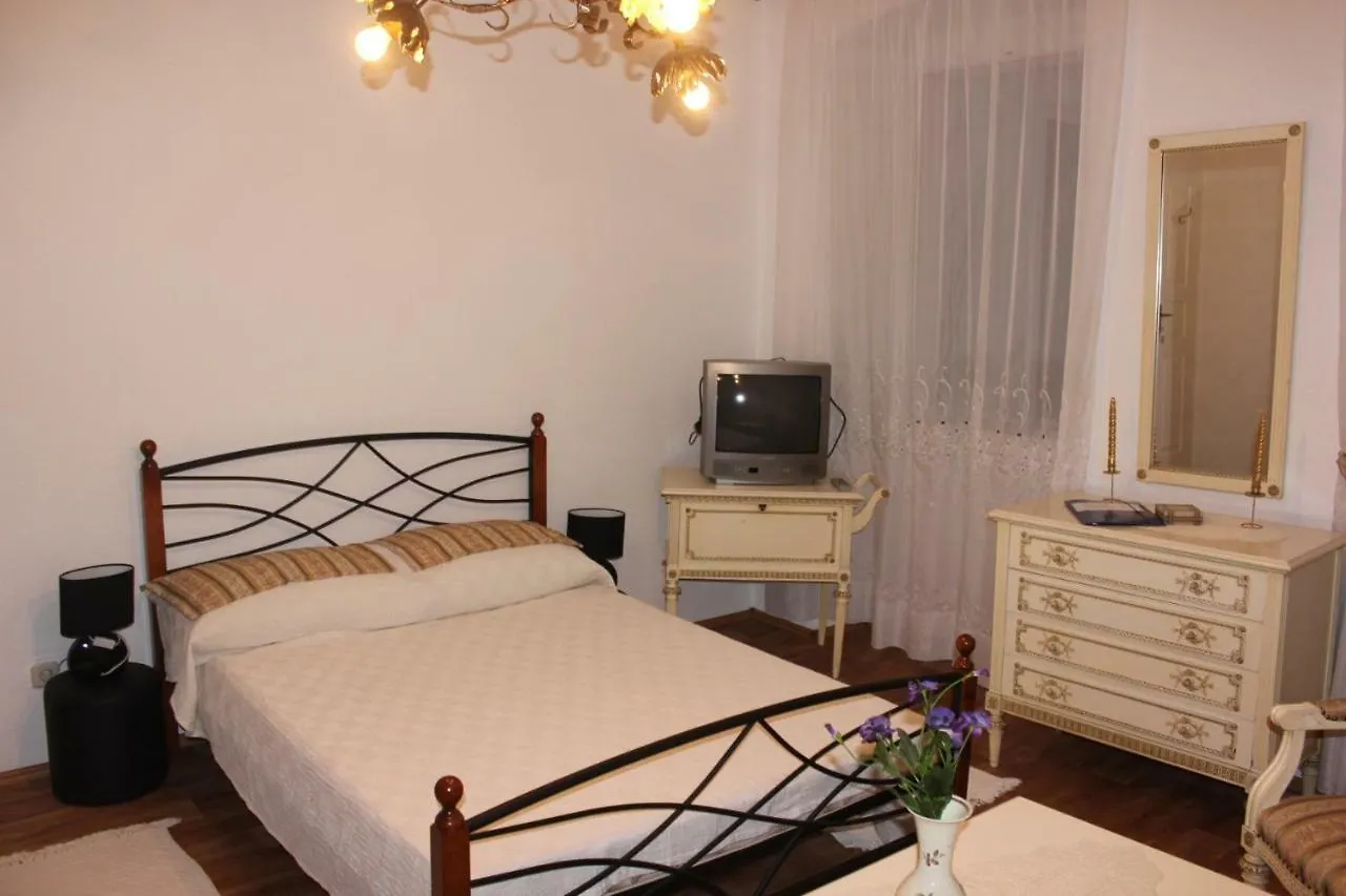 Apartments Petra 23 Mali Lošinj